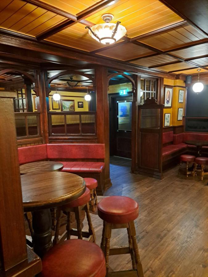 The Coachmans Inn Роскоммон Экстерьер фото
