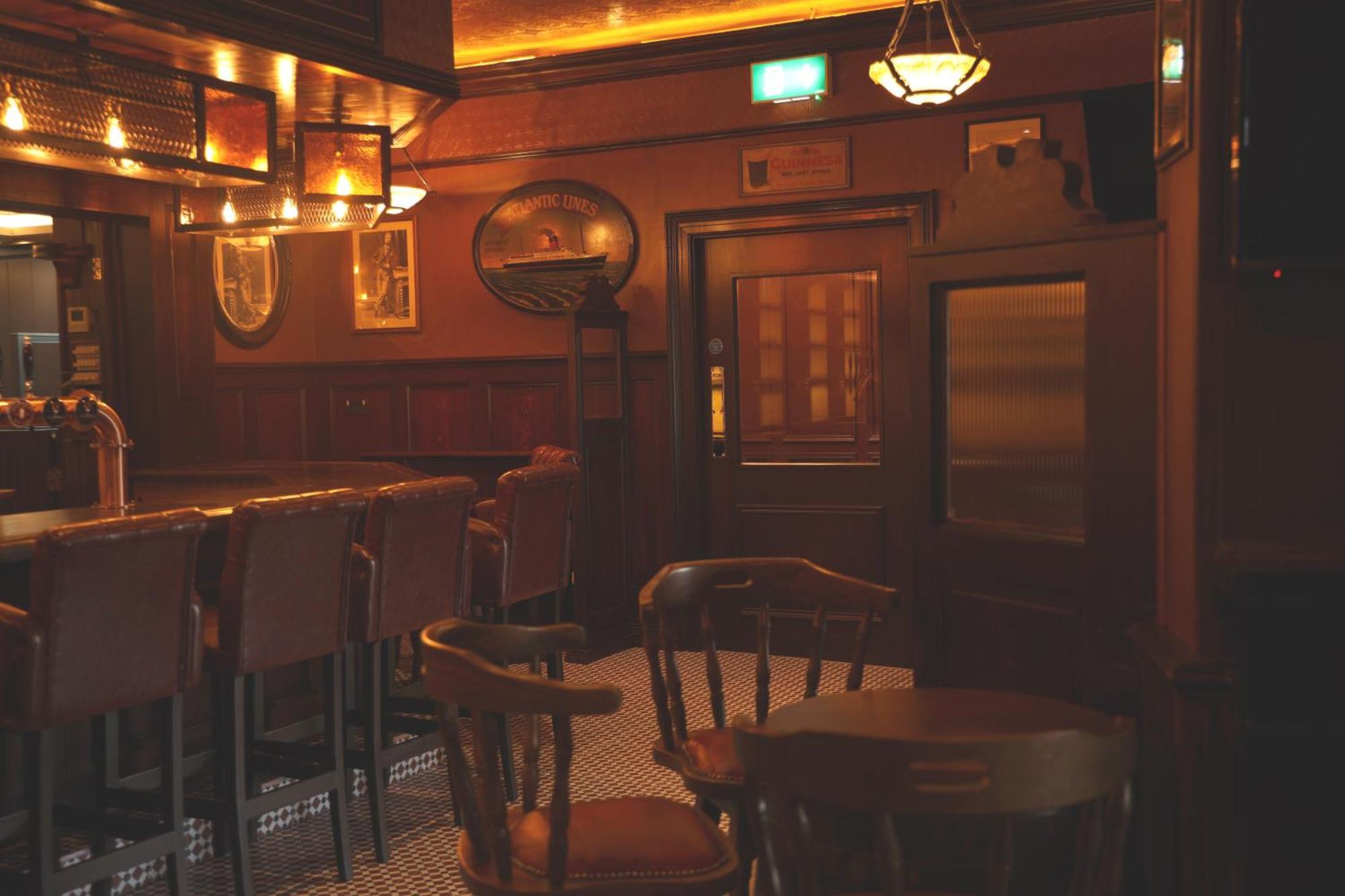 The Coachmans Inn Роскоммон Экстерьер фото